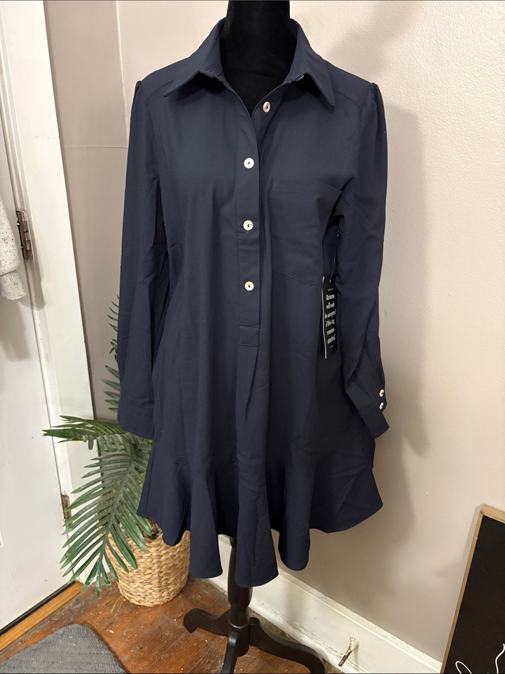 Tuckernuck Callahan Shirt Dress in Navy Crepe Long-Sleeve Ruffle-Hem Women’s M